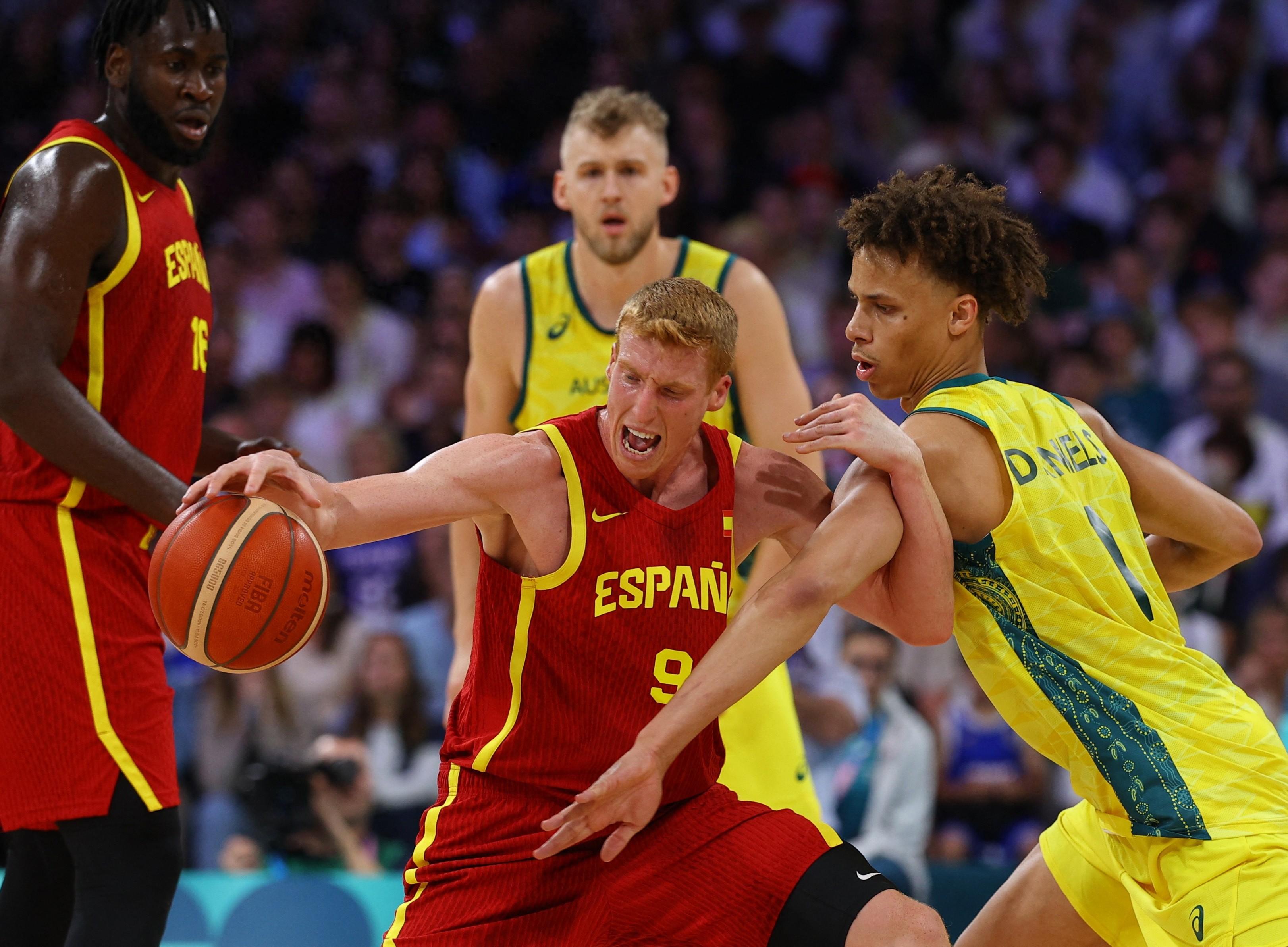 KAIYUN SPORT体育娱乐-詹姆斯官方宣布比赛规则变更新规，西班牙队引发争议！(詹姆斯比赛精彩集锦)