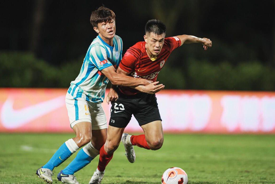 KAIYUN SPORT体育娱乐-包含刚刚！广东宏远主帅复盘备战欧篮联利物浦今夜更衣室发声，窗口期武汉三镇备战德国杯的词条